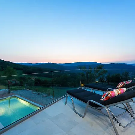 Akazija Villa Buzet