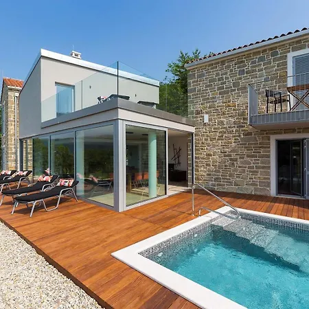 Villa Akazija